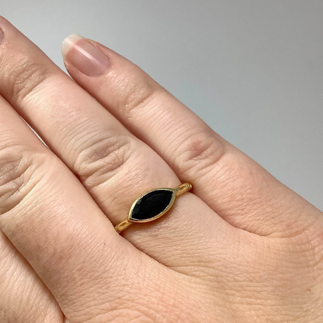Black Onyx Ring-Rocks and Gems Canada