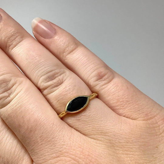 Black Onyx Ring-Rocks and Gems Canada