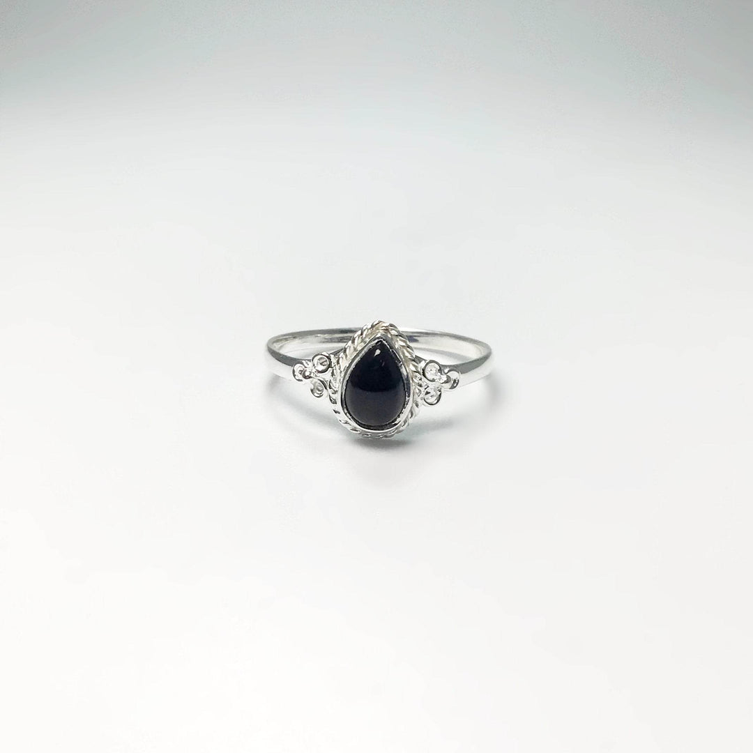 Black Onyx Ring-Rocks and Gems Canada