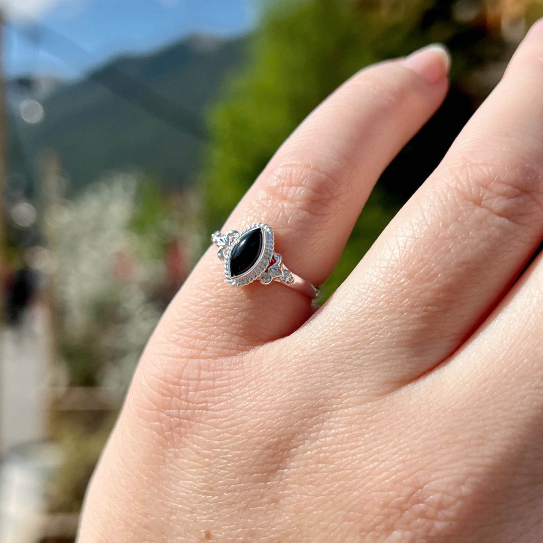 Black Onyx Ring-Rocks and Gems Canada