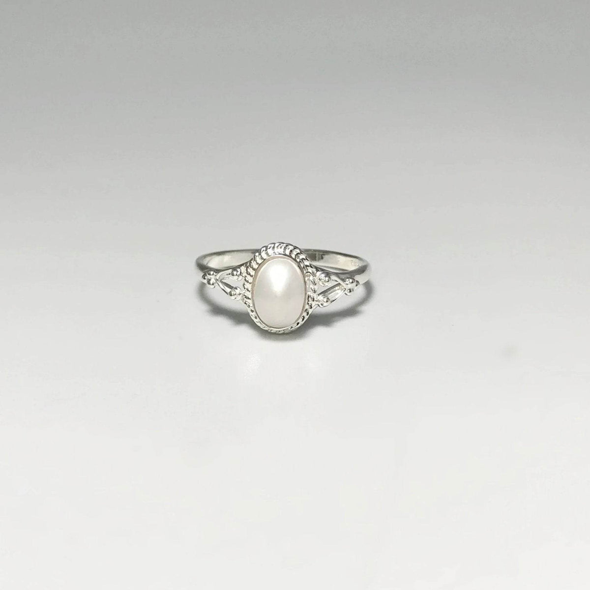 Freshwater Pearl Ring-Rocks and Gems Canada