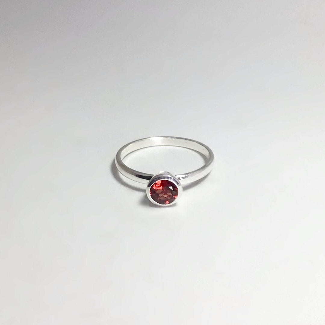 Garnet Ring-Rocks and Gems Canada
