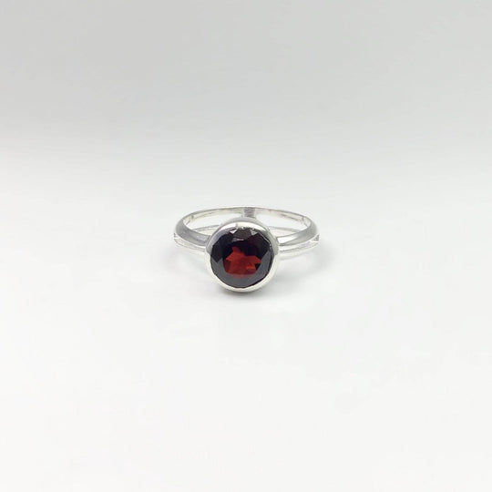 Garnet Ring-Rocks and Gems Canada