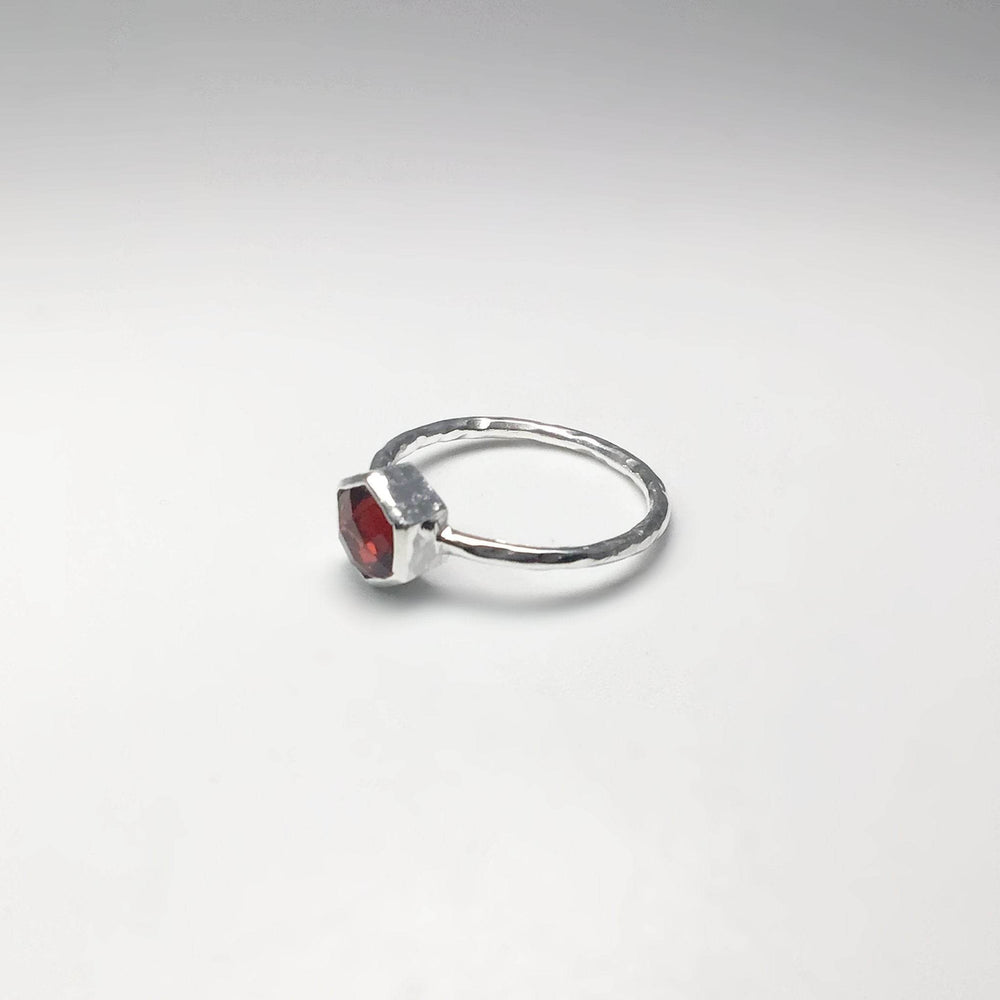 Garnet Ring-Rocks and Gems Canada