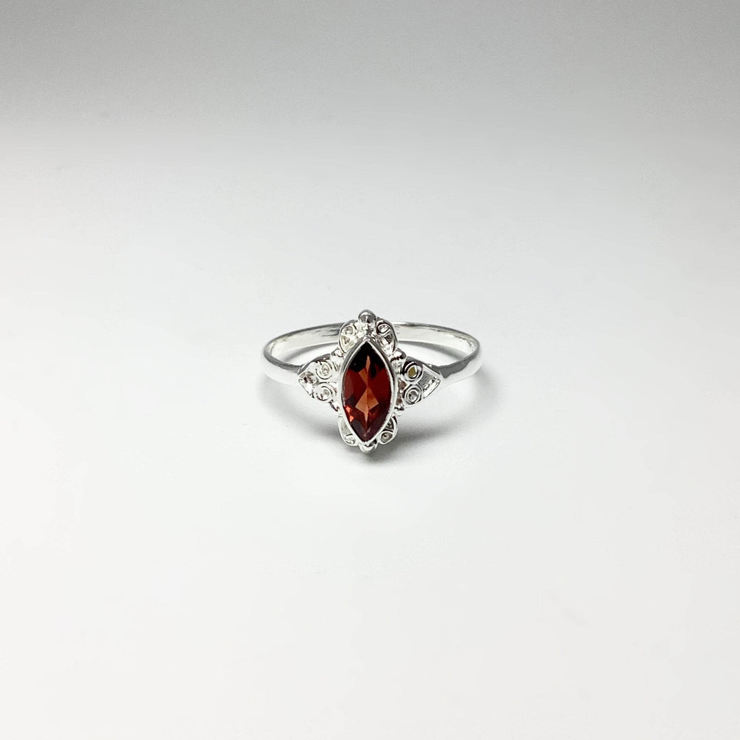 Garnet Ring-Rocks and Gems Canada