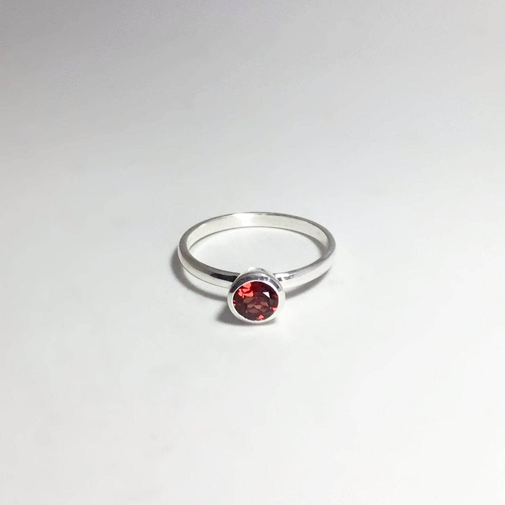 Garnet Ring-Rocks and Gems Canada