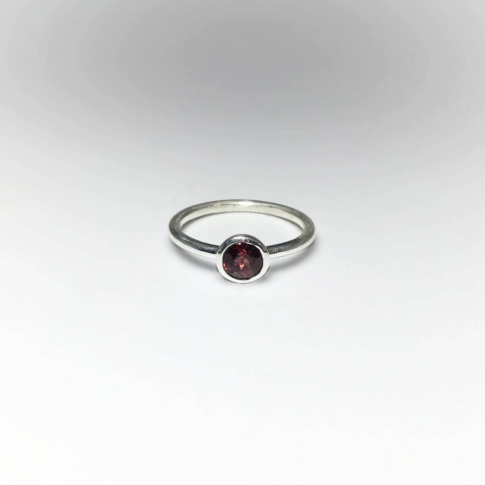 Garnet Ring-Rocks and Gems Canada