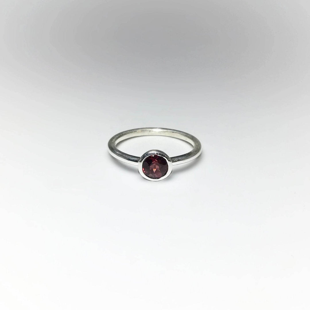 Garnet Ring-Rocks and Gems Canada