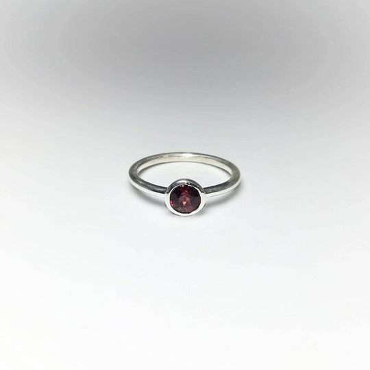 Garnet Ring-Rocks and Gems Canada