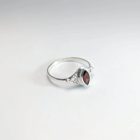 Garnet Ring-Rocks and Gems Canada