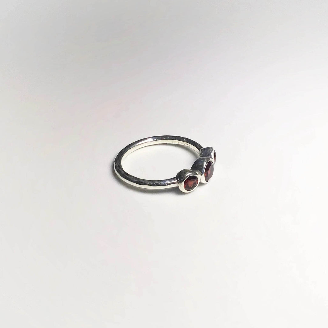 Garnet Ring-Rocks and Gems Canada