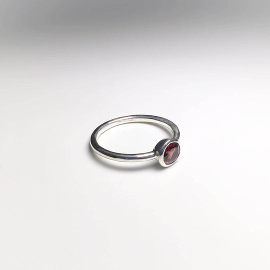 Garnet Ring-Rocks and Gems Canada