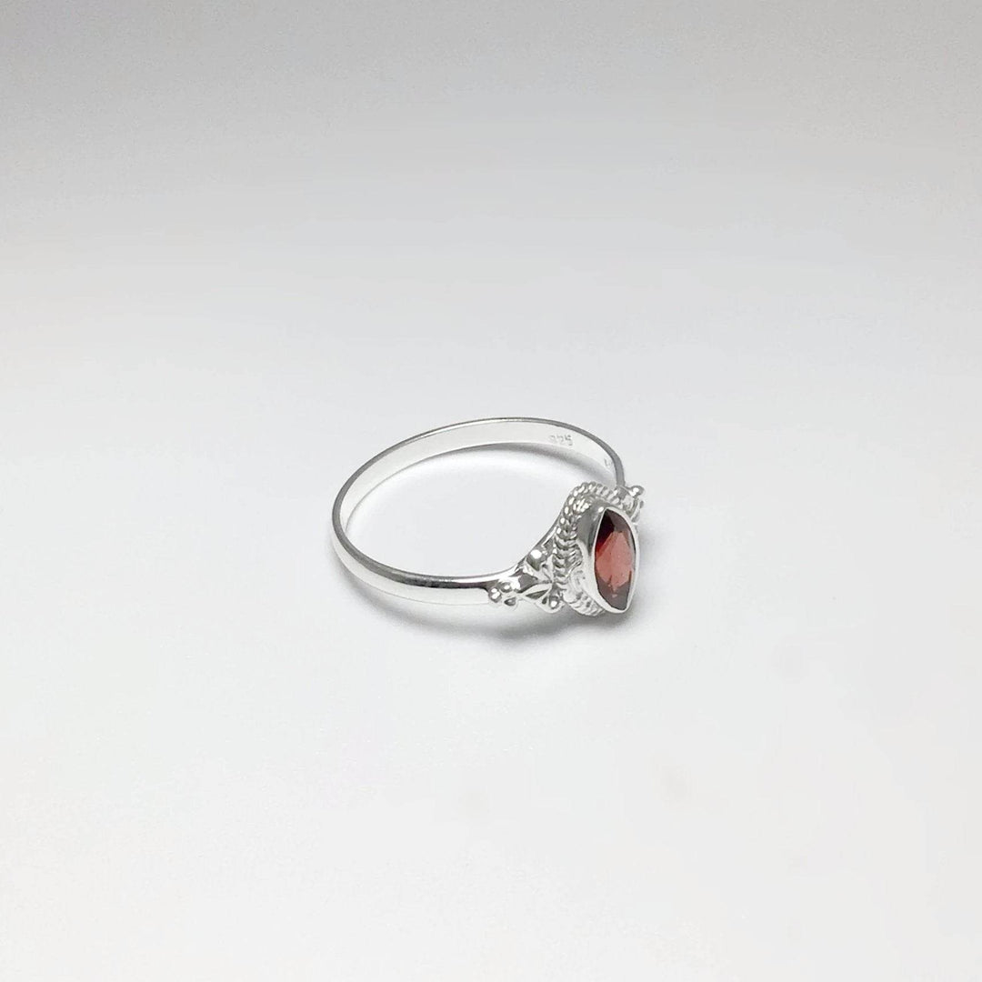 Garnet Ring-Rocks and Gems Canada