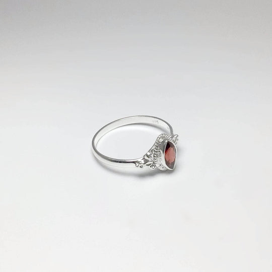 Garnet Ring-Rocks and Gems Canada