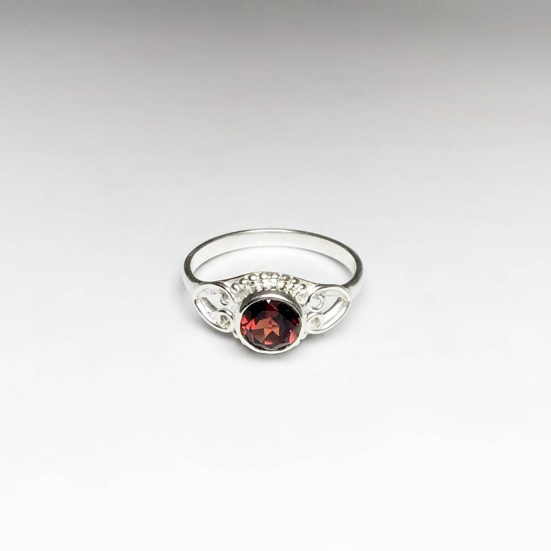 Garnet Ring-Rocks and Gems Canada