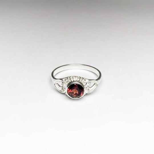 Garnet Ring-Rocks and Gems Canada