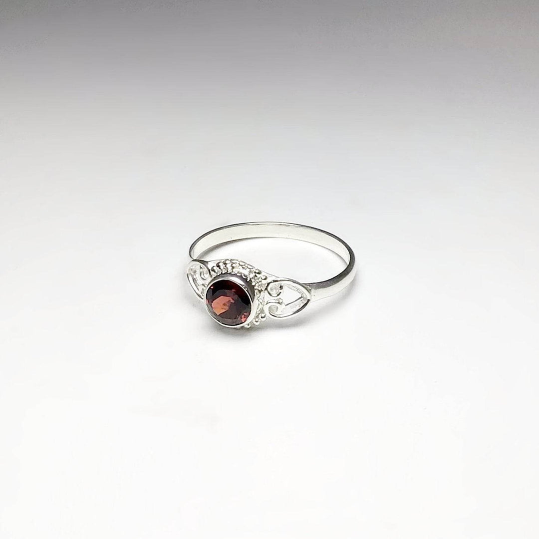 Garnet Ring-Rocks and Gems Canada