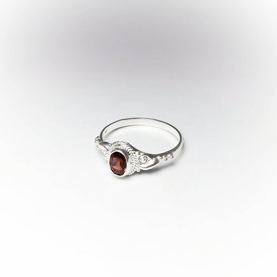 Garnet Ring-Rocks and Gems Canada