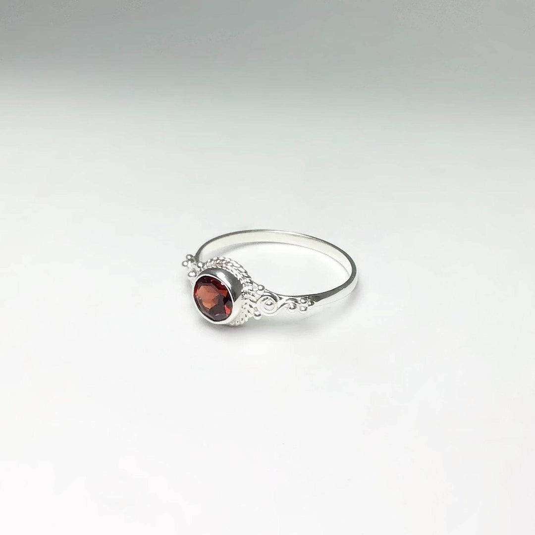 Garnet Ring-Rocks and Gems Canada