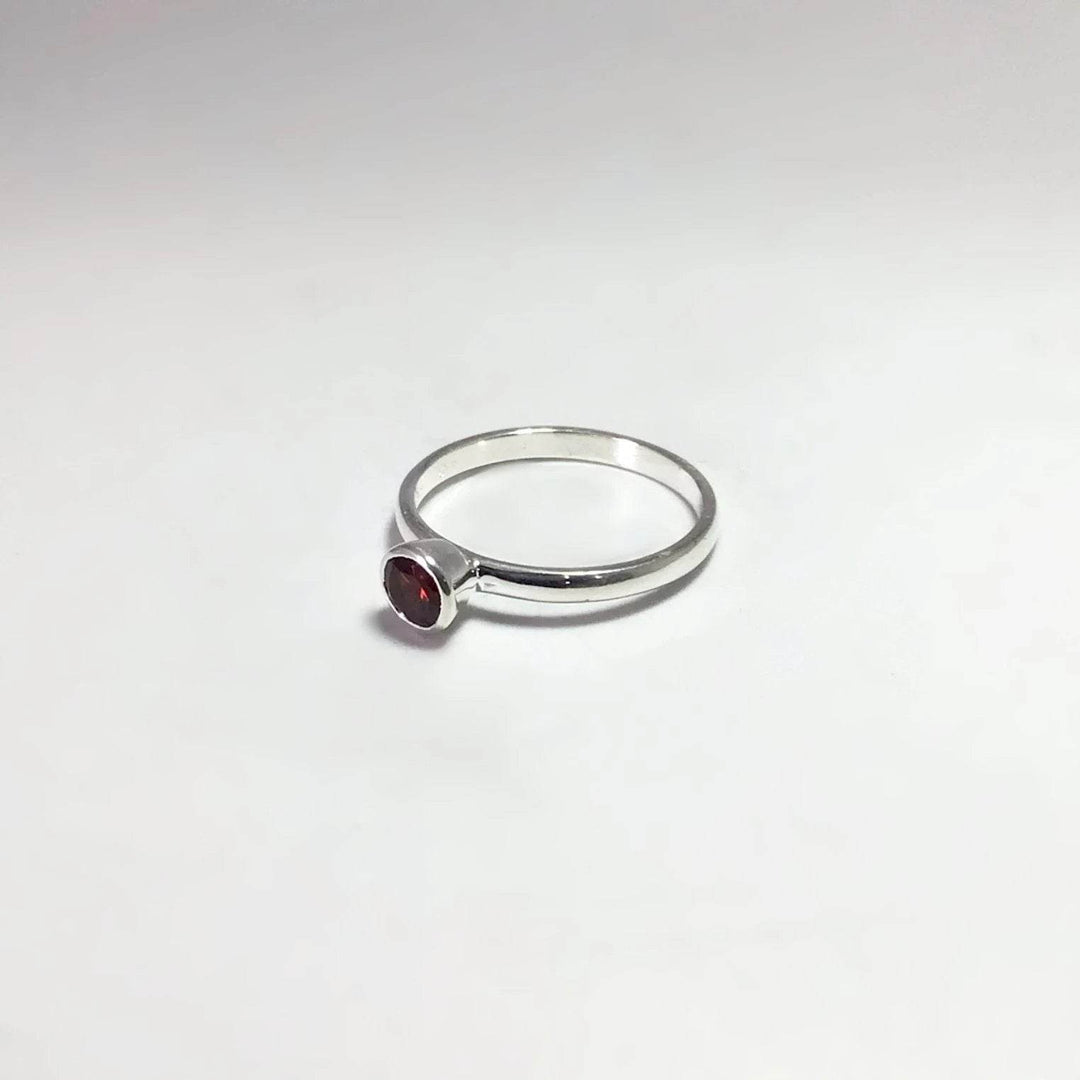 Garnet Ring-Rocks and Gems Canada