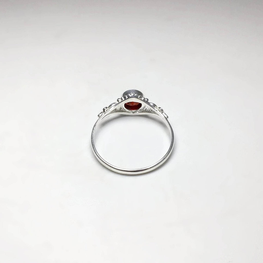 Garnet Ring-Rocks and Gems Canada