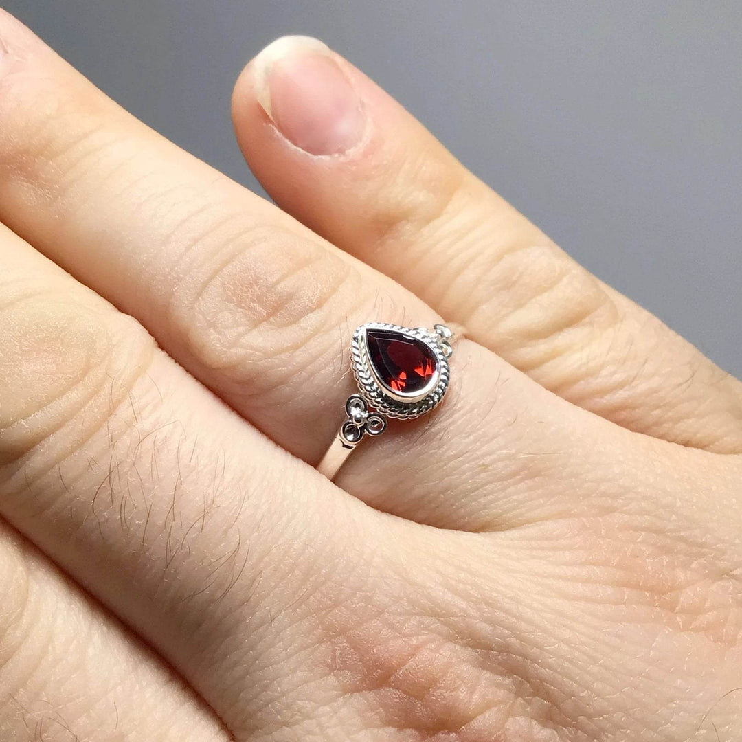 Garnet Ring-Rocks and Gems Canada