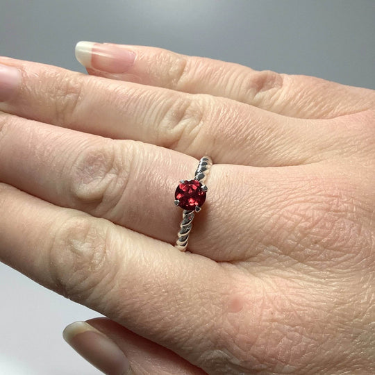 Garnet Ring-Rocks and Gems Canada