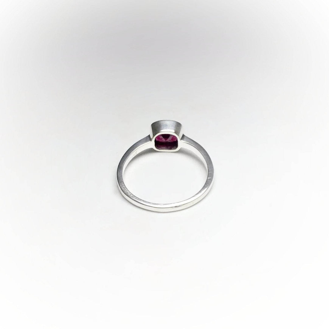 Garnet Ring-Rocks and Gems Canada