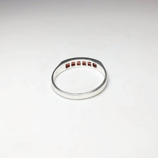Garnet Ring-Rocks and Gems Canada