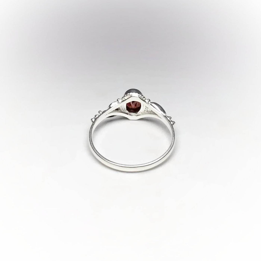 Garnet Ring-Rocks and Gems Canada
