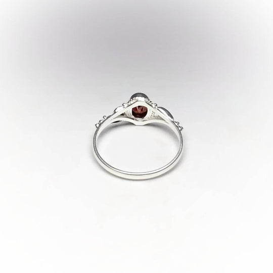 Garnet Ring-Rocks and Gems Canada