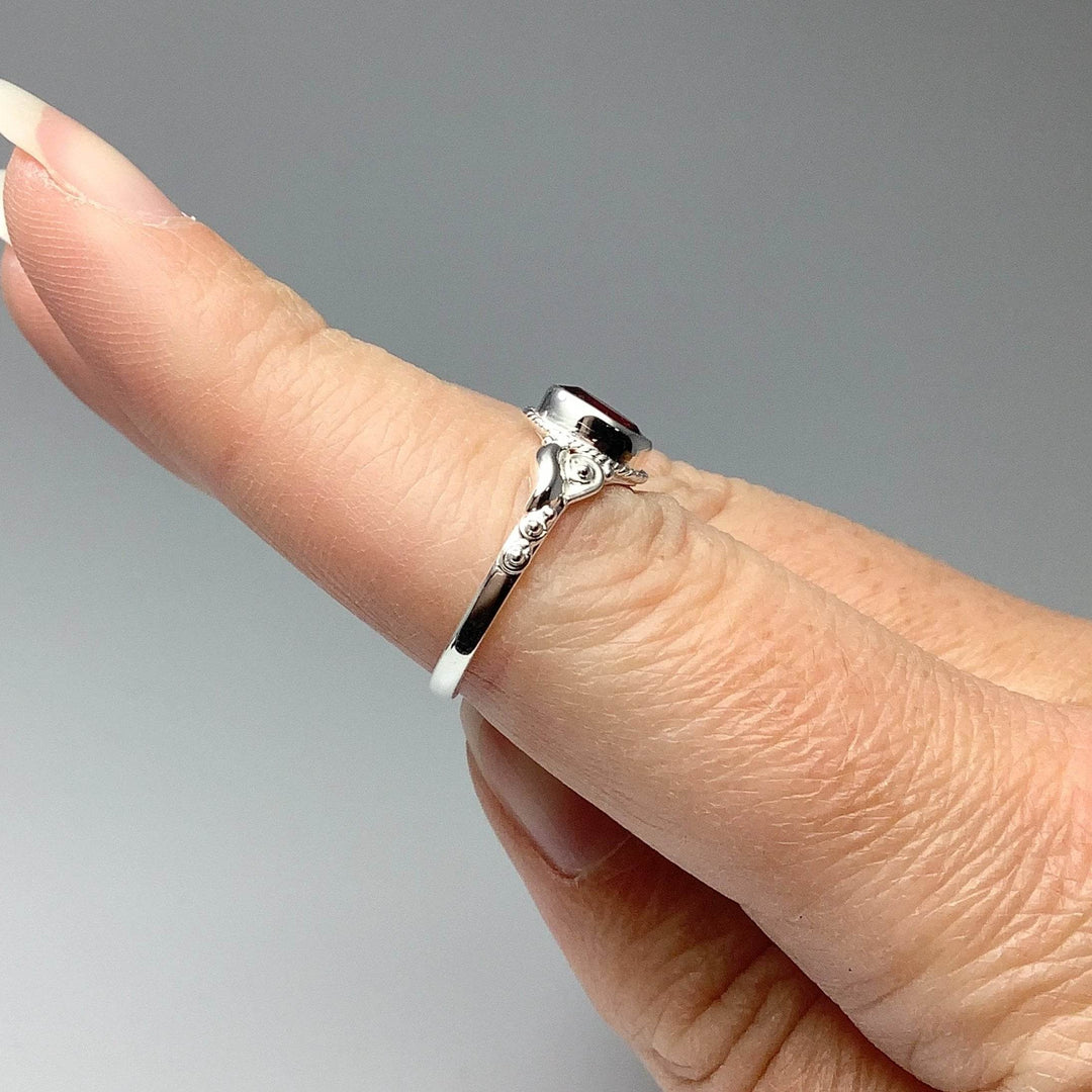 Garnet Ring-Rocks and Gems Canada