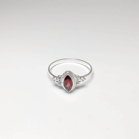 Garnet Ring-Rocks and Gems Canada