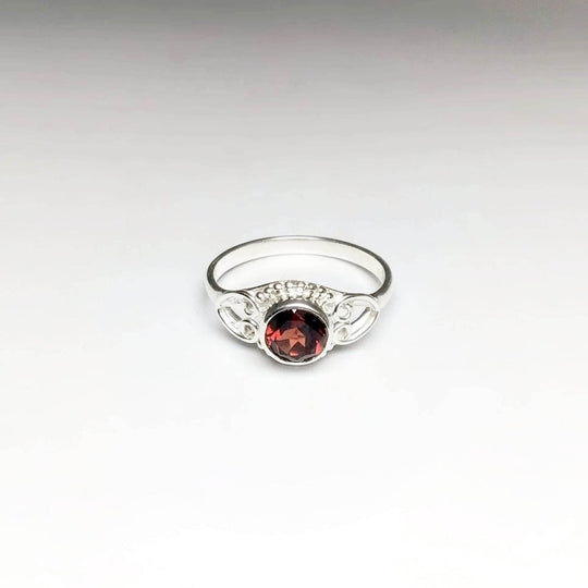 Garnet Ring-Rocks and Gems Canada