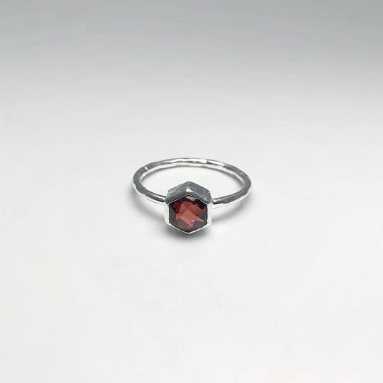 Garnet Ring-Rocks and Gems Canada