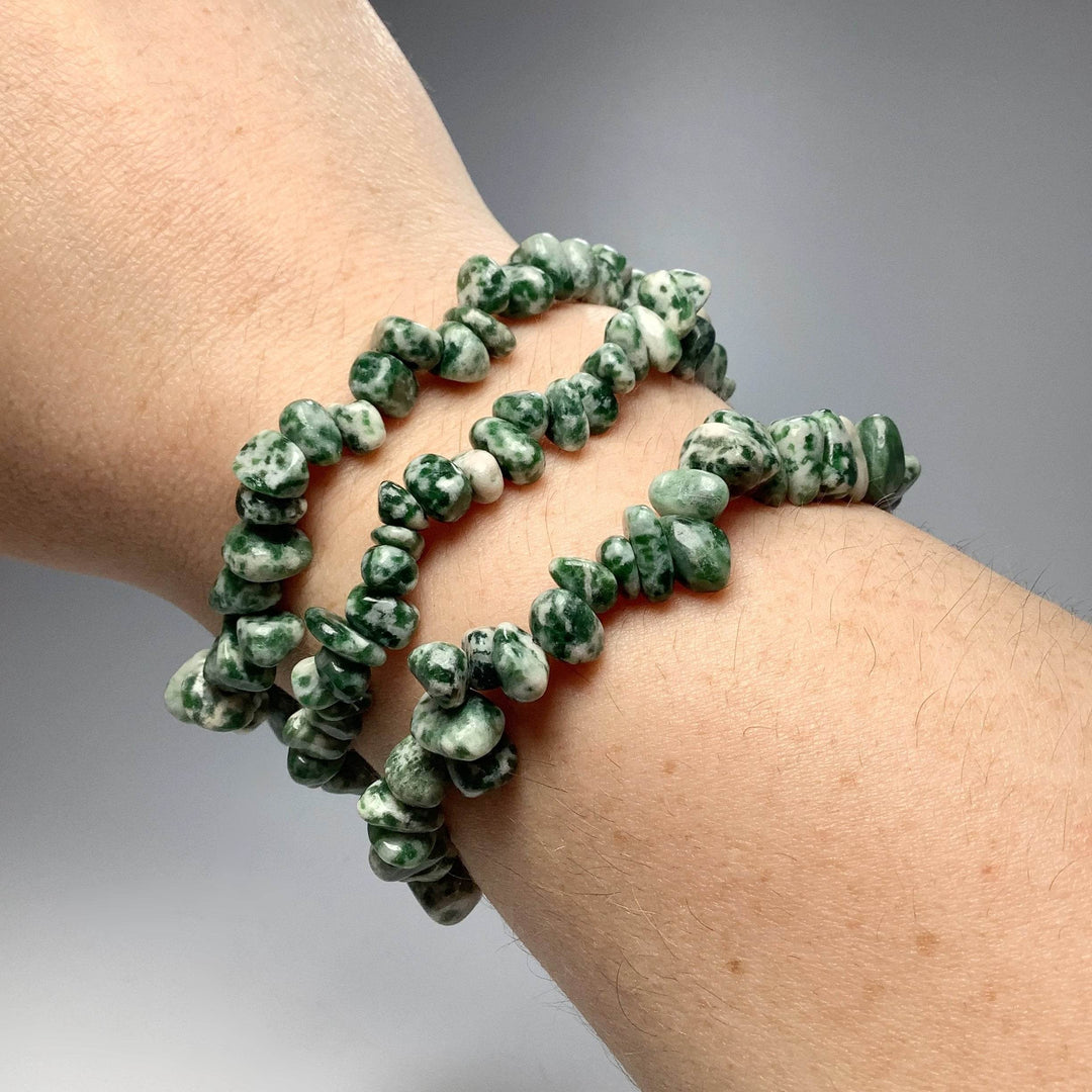 Green Dot Jade Chip Beaded Bracelet-Rocks and Gems Canada