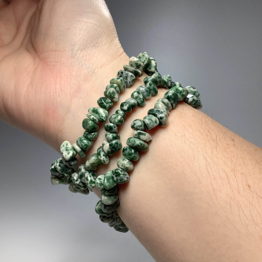 Green Dot Jade Chip Beaded Bracelet-Rocks and Gems Canada
