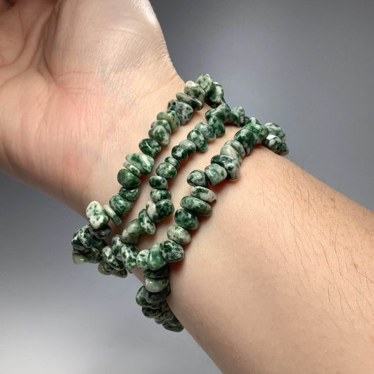 Green Dot Jade Chip Beaded Bracelet-Rocks and Gems Canada