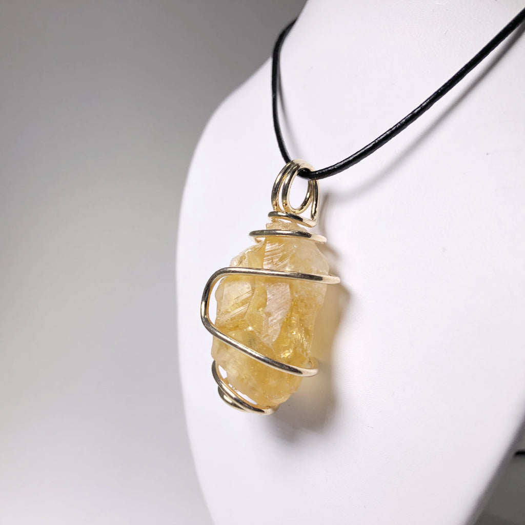 Wire Wrap Pendant - Gold Plated - Rocks and Gems Canada