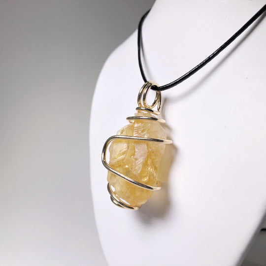 Wire Wrap Pendant - Gold Plated - Rocks and Gems Canada