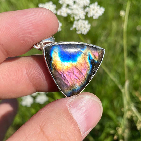 Purple Labradorite Pendant - Rocks and Gems Canada