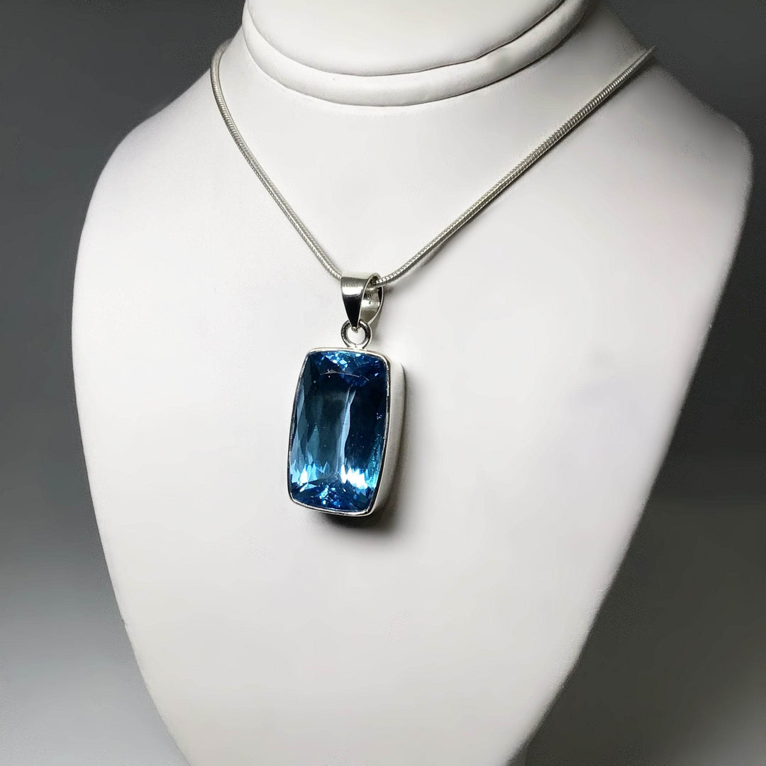 London Blue Topaz Pendant-Rocks and Gems Canada