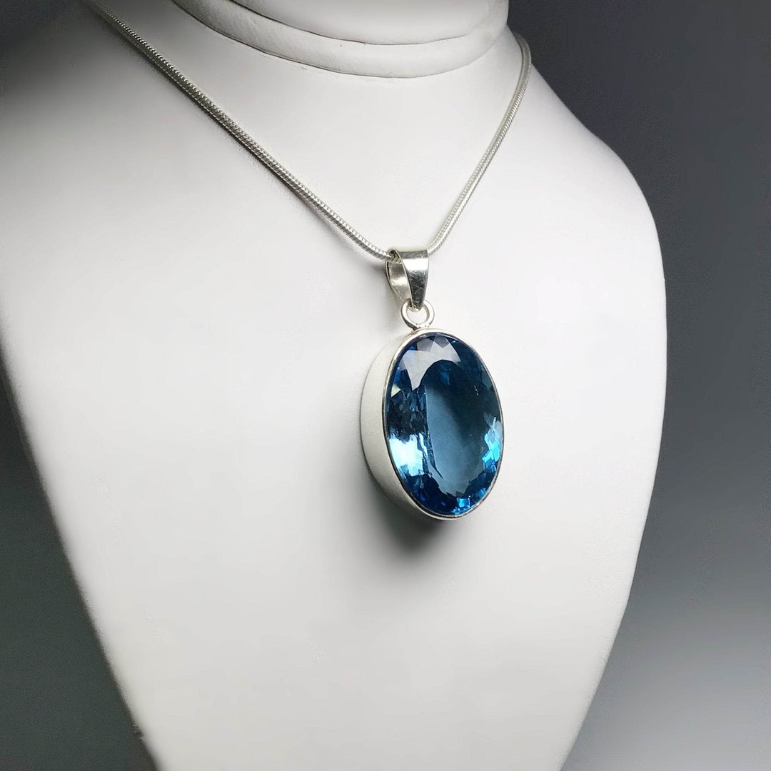 London Blue Topaz Pendant-Rocks and Gems Canada