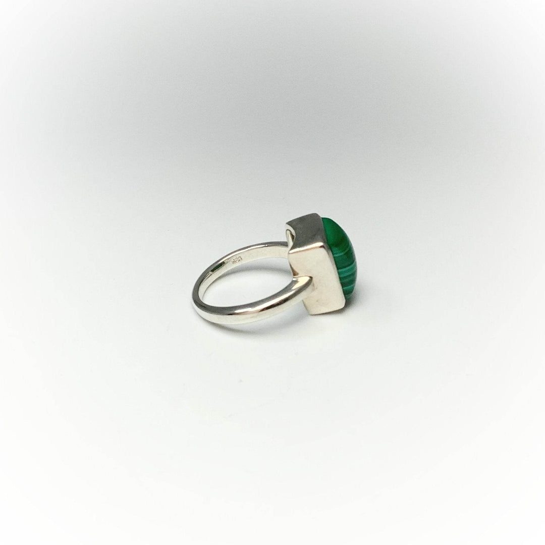 Malachite Ring-Rocks and Gems Canada