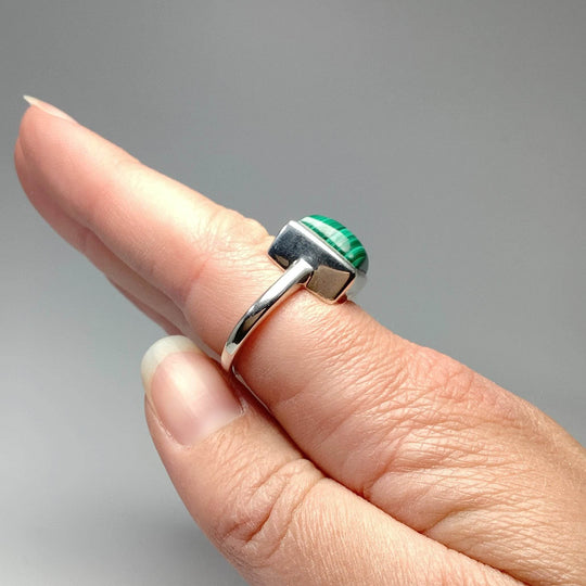 Malachite Ring-Rocks and Gems Canada