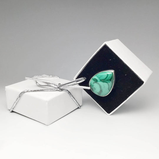 Malachite Ring-Rocks and Gems Canada