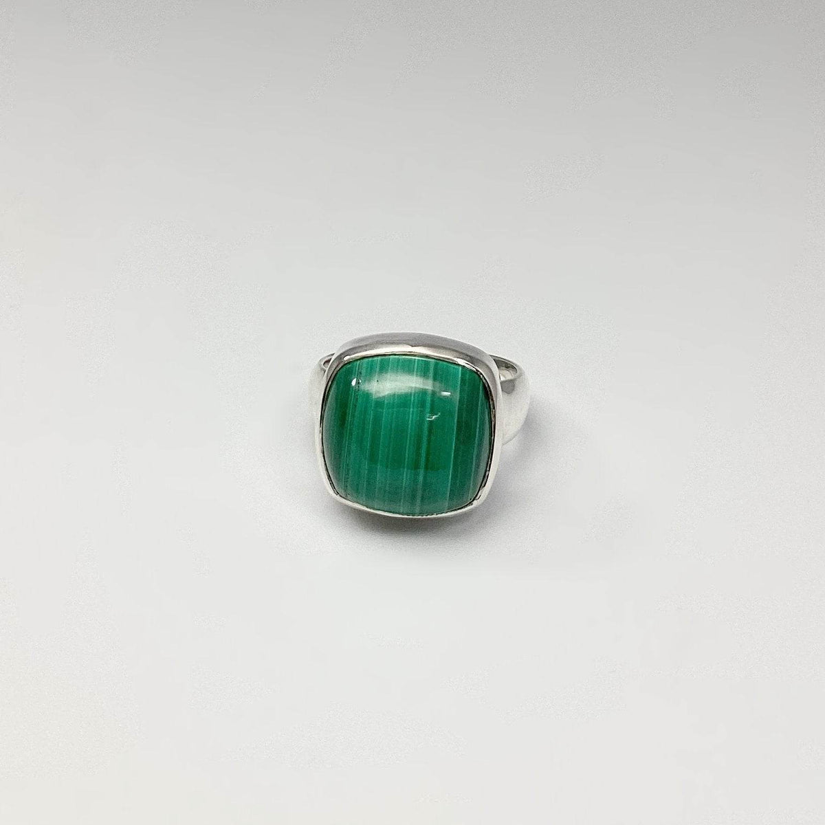 Malachite Ring-Rocks and Gems Canada