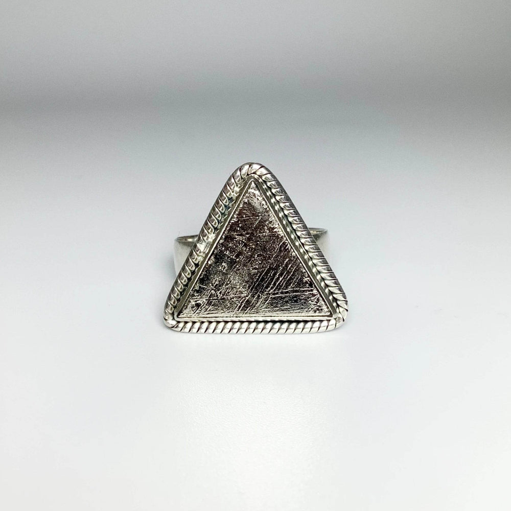 Muonionalusta Meteorite Triangle Setting Ring-Rocks and Gems Canada