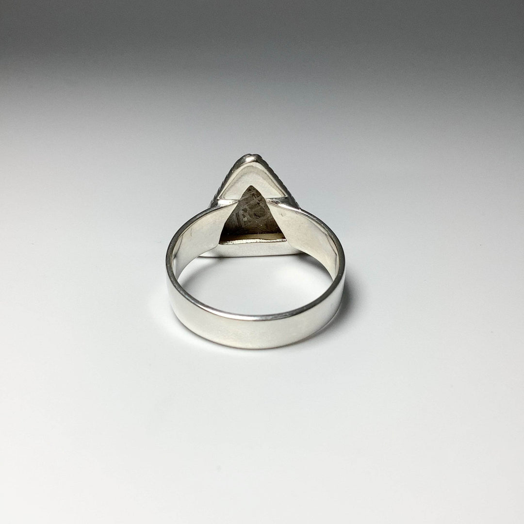 Muonionalusta Meteorite Triangle Setting Ring-Rocks and Gems Canada