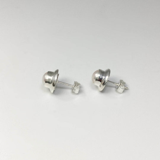 Pearl Stud Earrings-Rocks and Gems Canada